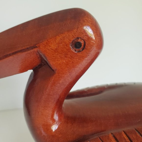 HAND CARVED Wood Heron Bird On A Tree Stump Detailed Sculpture Lakehouse Decor - Picture 5 of 11